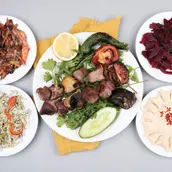 نصف نفر لحم تكا